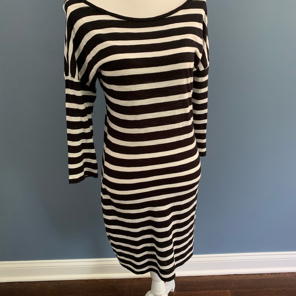 Lightweight Cotton Model Dress